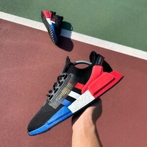 Adidas NMD R1 V2